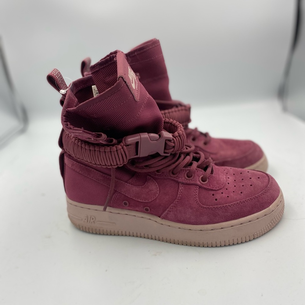 Women’s Size 7 Nike Air Special Force SF 1 Sneakers Vintage Wine like New